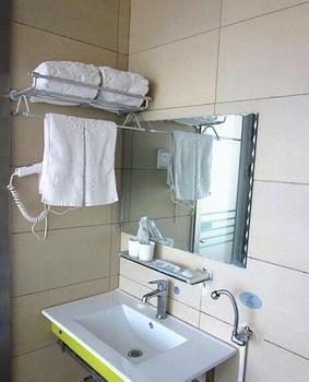 Shuangdie Business Hotel Liaocheng Екстер'єр фото